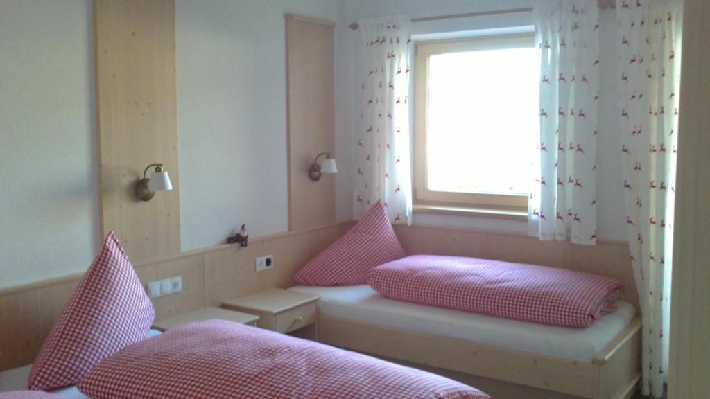 Landhaus Alpenjaeger Hainzenberg Extérieur photo