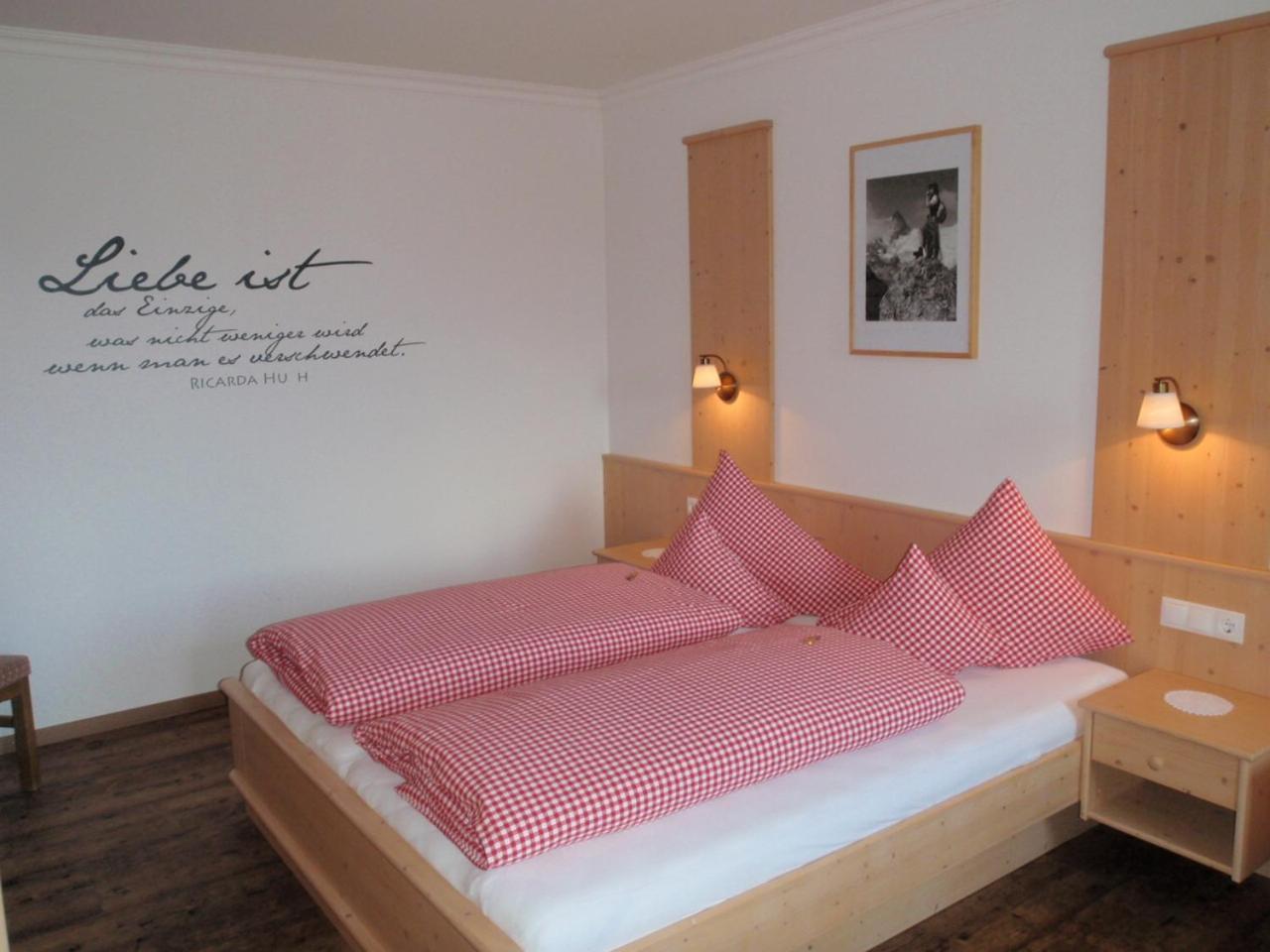 Landhaus Alpenjaeger Hainzenberg Chambre photo