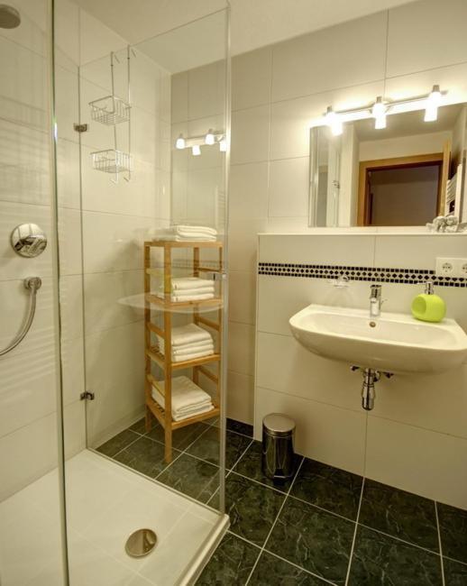 Landhaus Alpenjaeger Hainzenberg Chambre photo